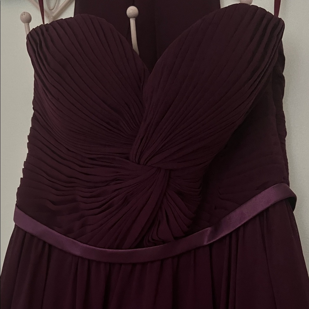 Chic Strapless Burgundy Dress